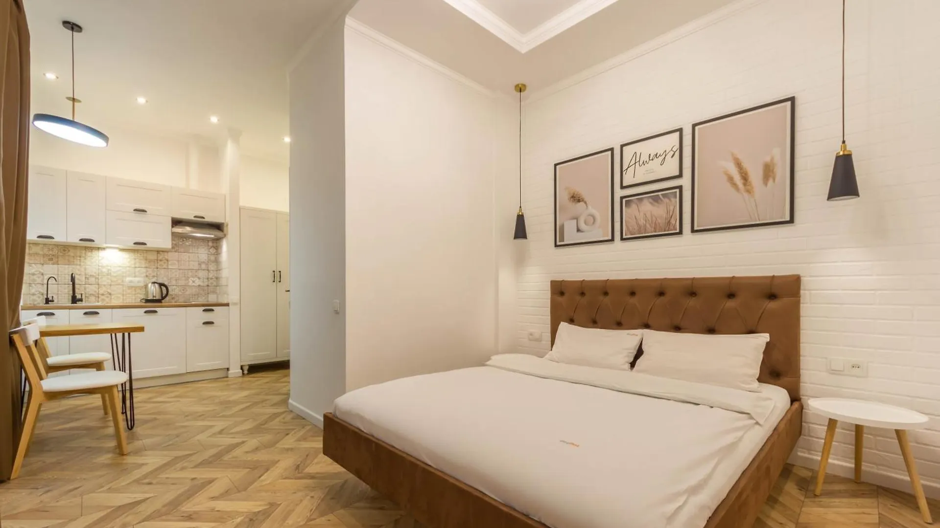 Self Check-In Apartments Kiev Ukraine