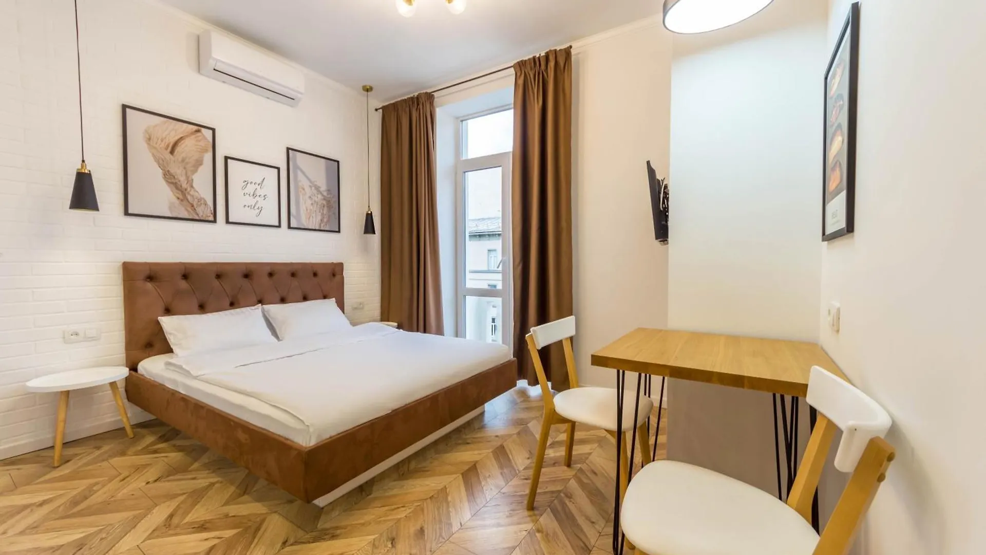 Self Check-In Apartments Kiev Ukraine